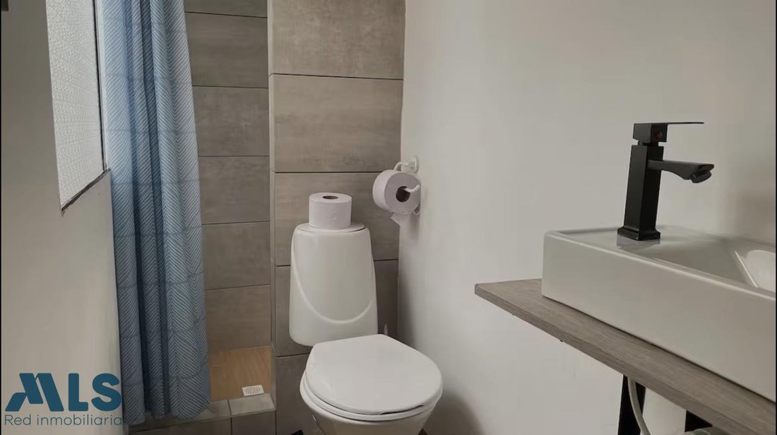 Apartment in Medellín, Antioquia, Colombia 5 - 17001953