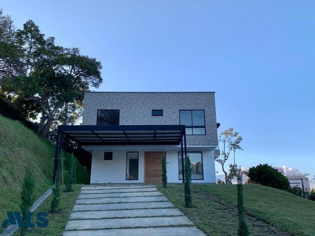 Finca in Medellín, Antioquia, Colombia 2 - 17001961