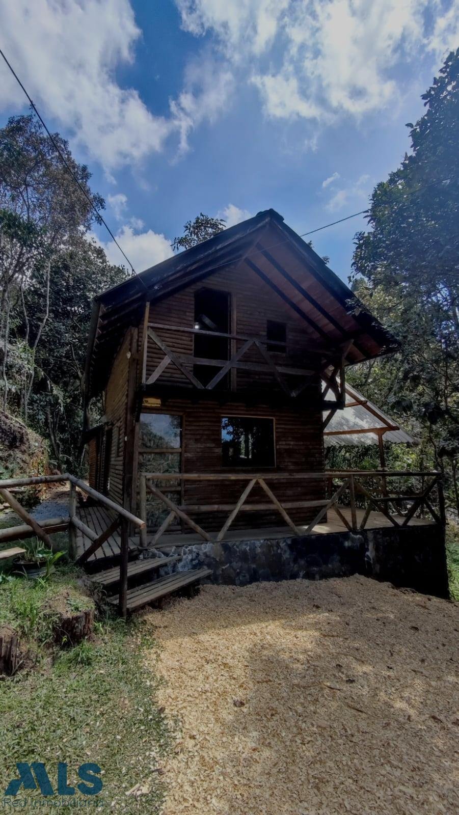 House in Santa Elena, Rionegro, Colombia 3 - 17001974