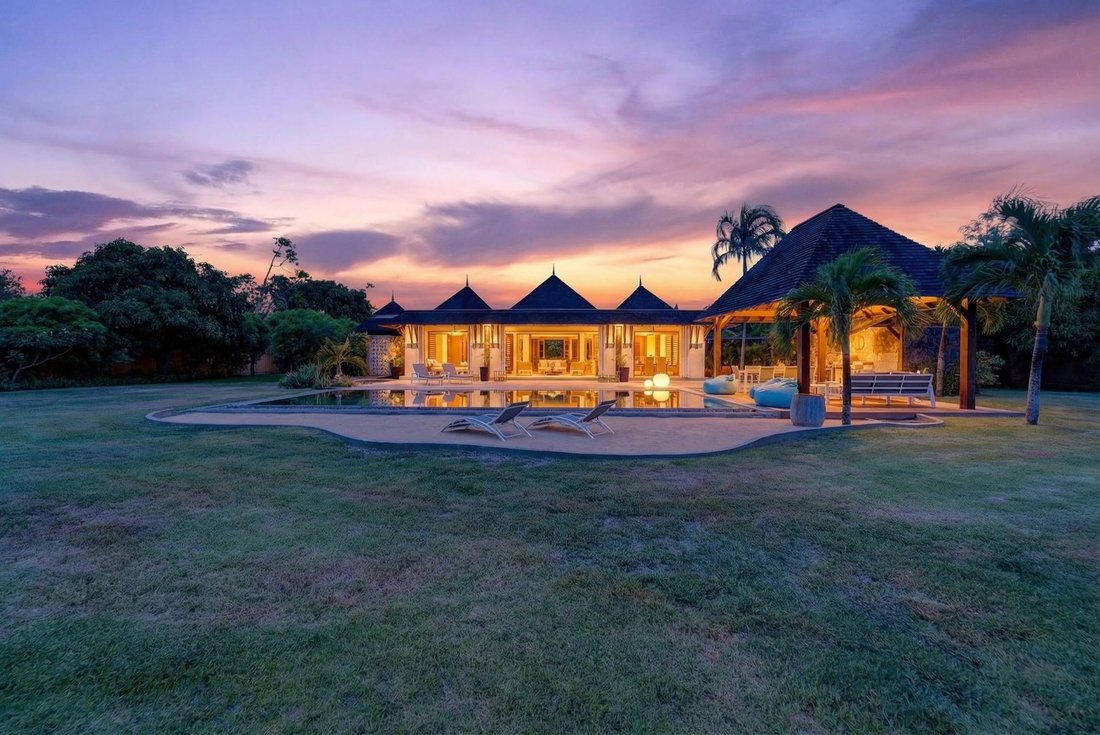 Villa in Tamarin, Rivière Noire District, Mauritius 3 - 16858927