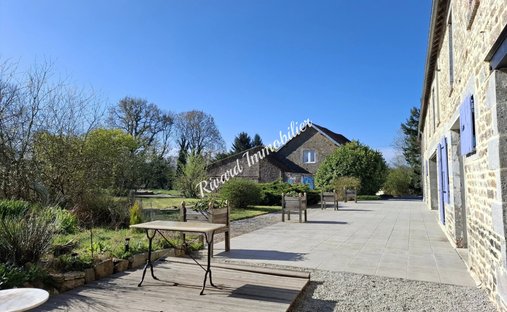 Sale Of Equestrian Estate Argentan, 180m² 7 Rooms 625,000€ Orne