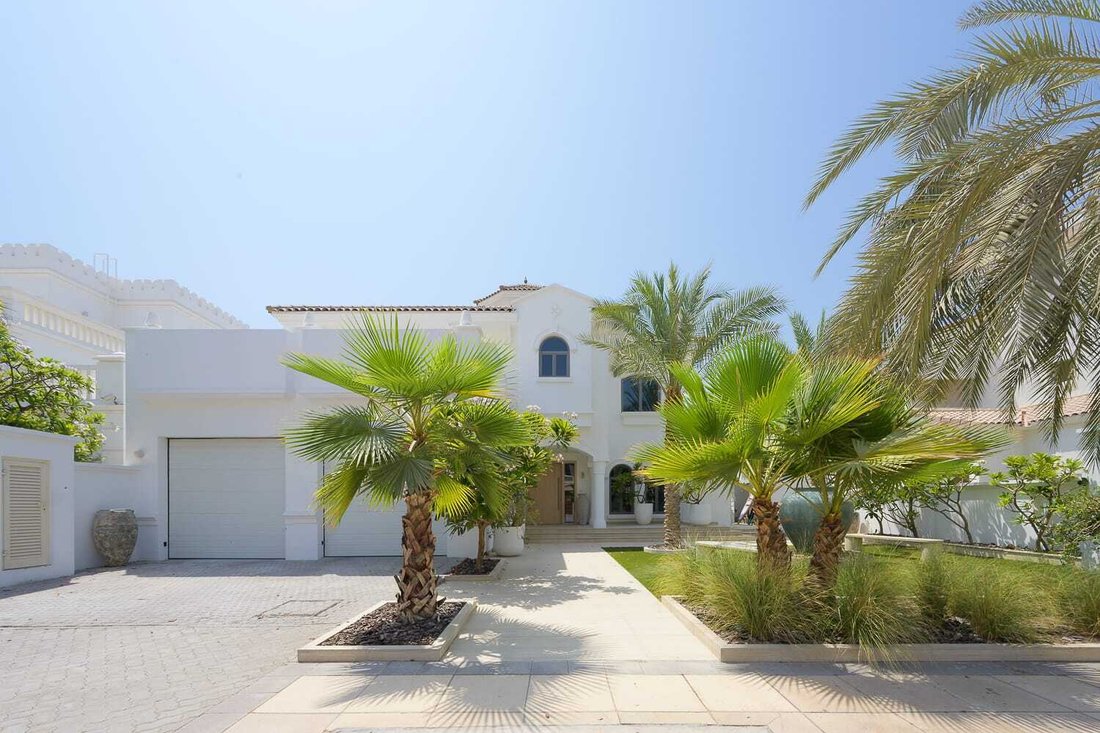 Villa in Palm Jumeirah, Dubai, United Arab Emirates 2 - 17002043