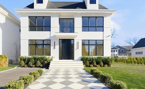 House in Woodmere, New York, United States 1