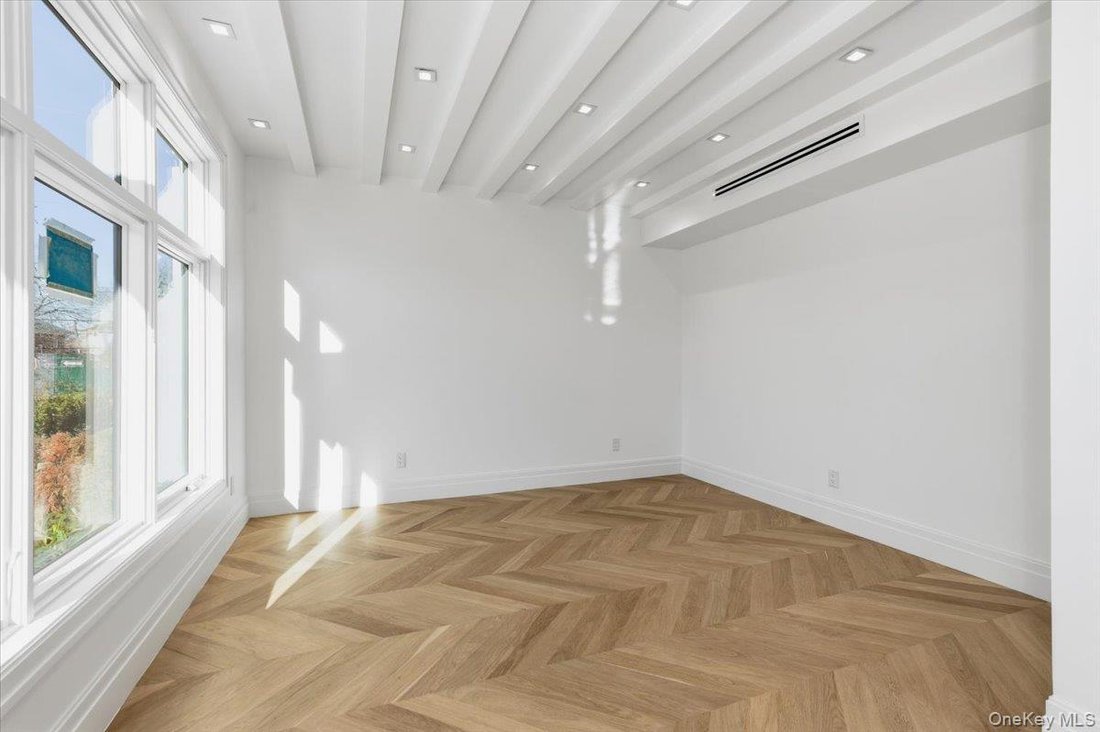 House in Woodmere, New York, United States 5 - 17002087