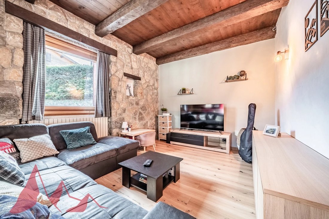 Chalet in Morzine, Auvergne-Rhône-Alpes, France 3 - 17002117