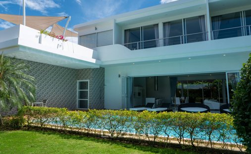Villa in Choeng Thale, Phuket, Thailand 1