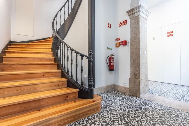 Apartment in Misericordia, Lisbon, Portugal 1 - 17002405