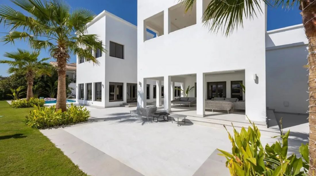 Villa in Palm Jumeirah, Dubai, United Arab Emirates 1 - 17002358