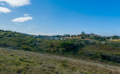 Land in Westbrook, KwaZulu-Natal, South Africa 1