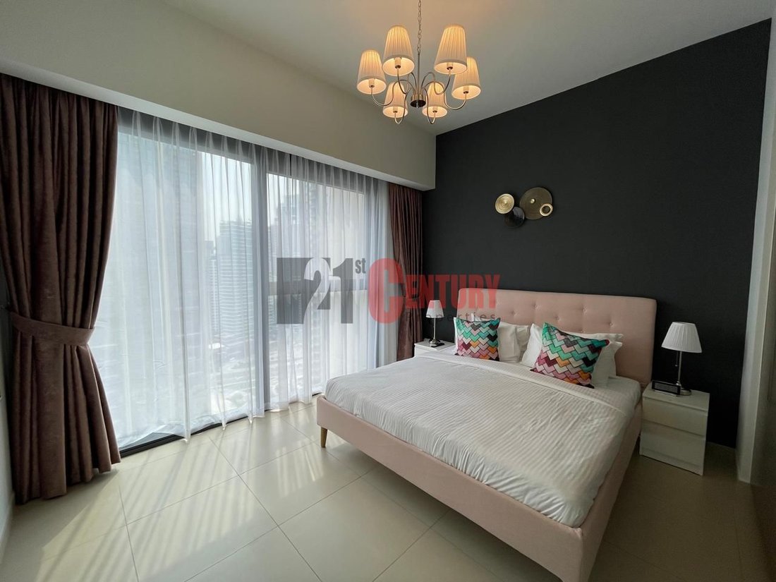 Apartment in Burj Khalifa Lake, Downtown Dubai, Dubai 2 - 16692748
