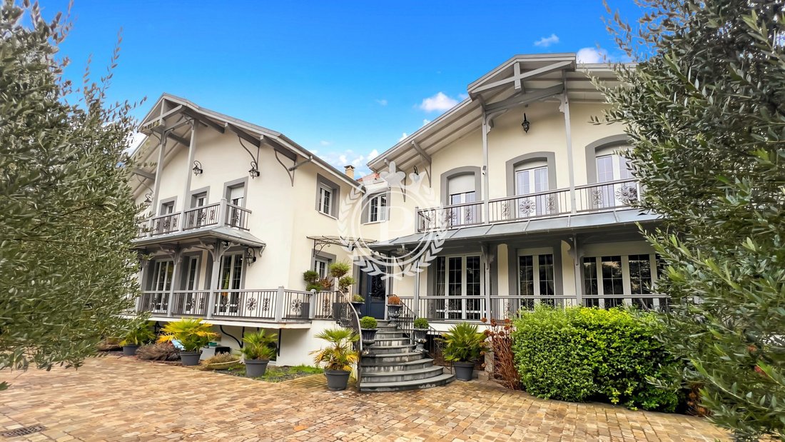 Villa in Soisy-sous-Montmorency, Ile-de-France, France 1 - 17005077