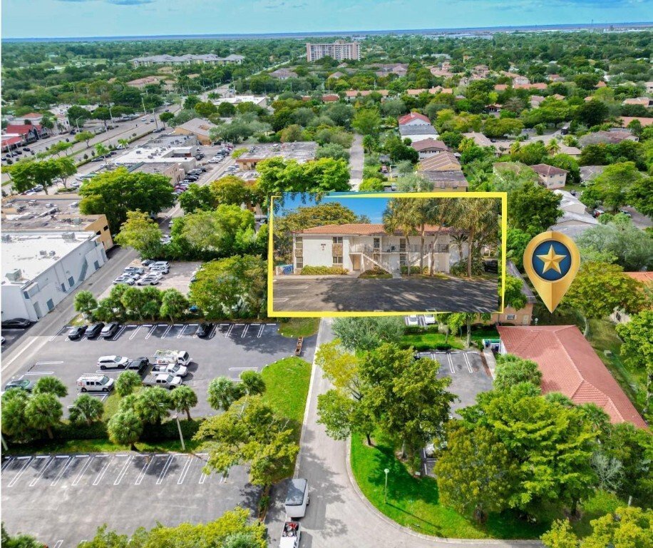 Coral Springs, Florida, United States 1 - 17004743