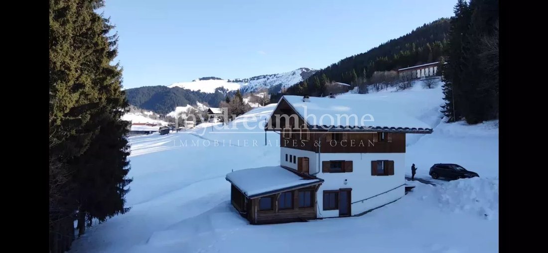Chalet in Notre-Dame-de-Bellecombe, Auvergne-Rhône-Alpes, France 1 - 14060452
