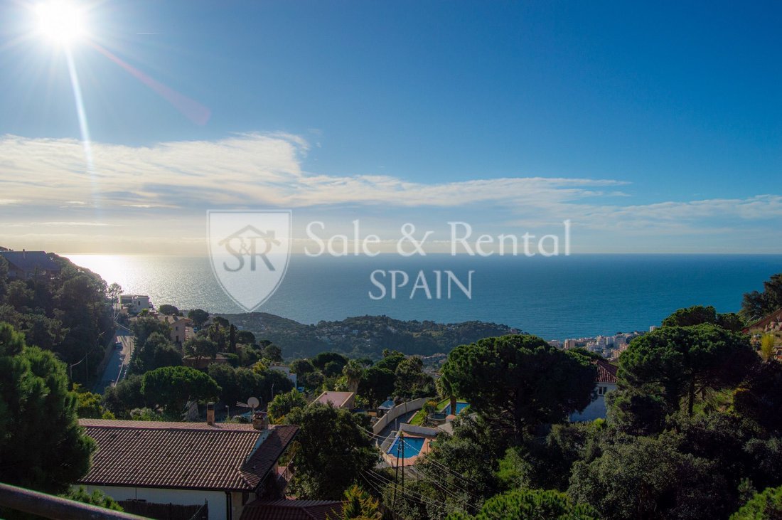 Chalet in Lloret de Mar, Catalonia, Spain 1 - 17004482