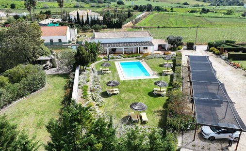 Farm Ranch in Alvor, Algarve, Portugal 1