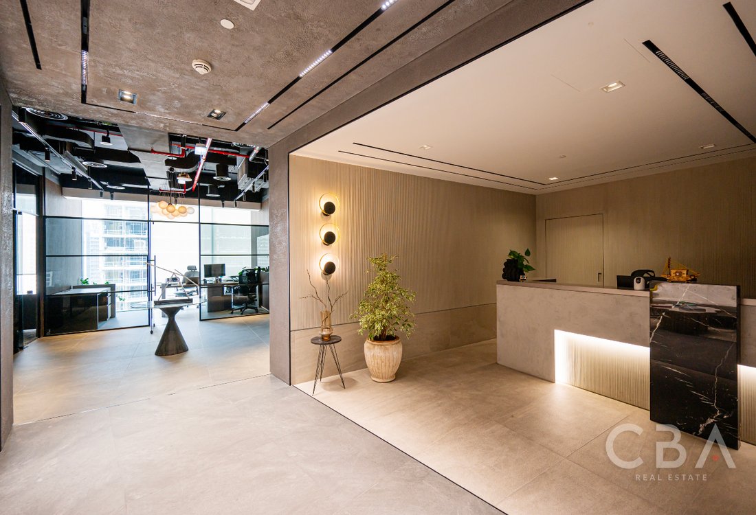 Business Bay, Dubai, United Arab Emirates 2 - 15946798