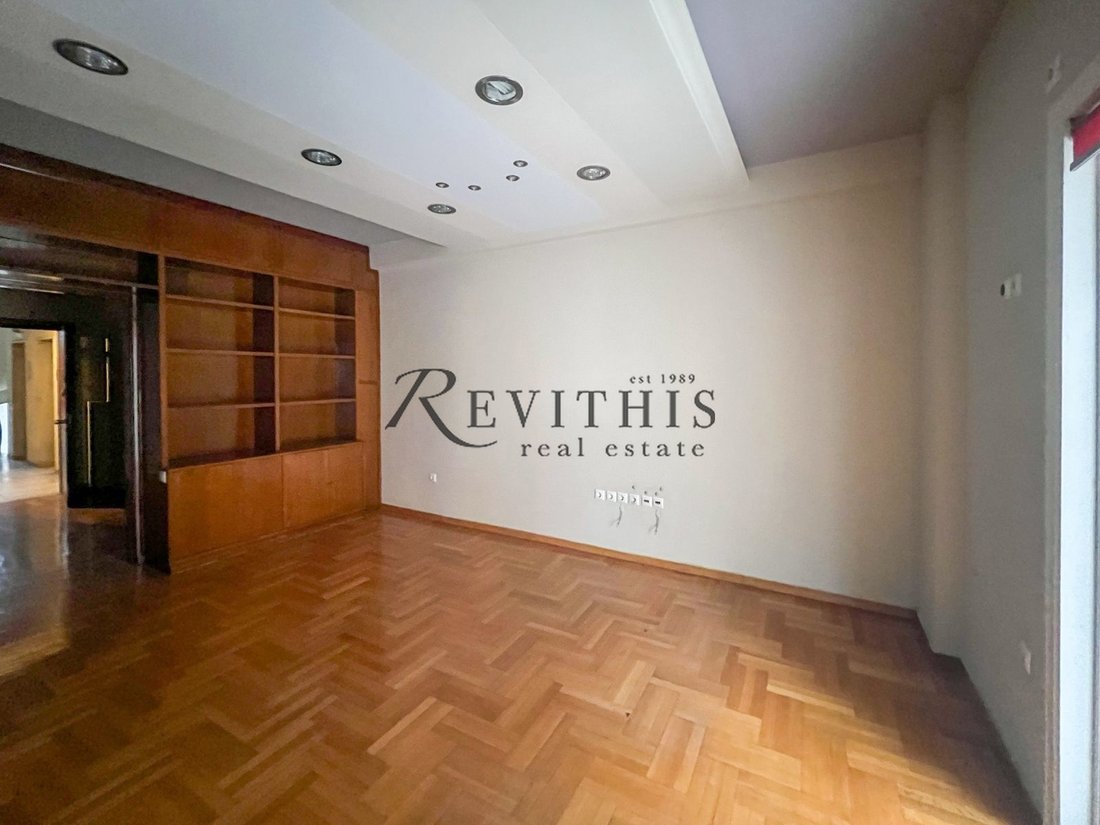Apartment in Sunoikia Kolonakiou, 1st District of Athens, Athens 4 - 17003070