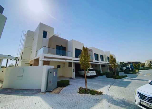 Villa in Damac Hills, Dubai, United Arab Emirates 1 - 16278057