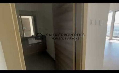Apartment in JVC / Jumeirah Village Circle, Dubai, United Arab Emirates 1