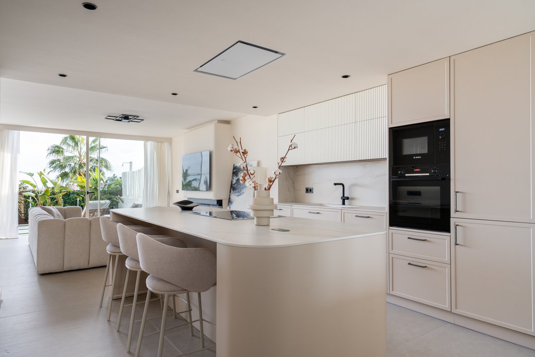 Apartment in Nueva Andalucia, Marbella, Spain 1 - 17004522