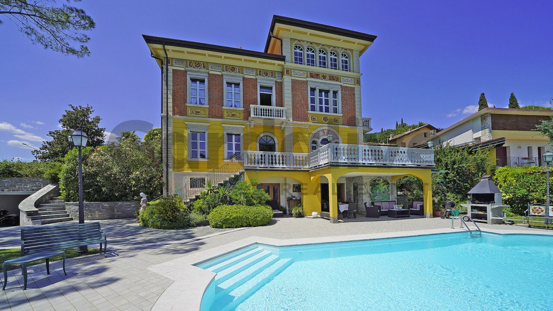 Villa in Roe, Lombardy, Italy 1 - 17006289