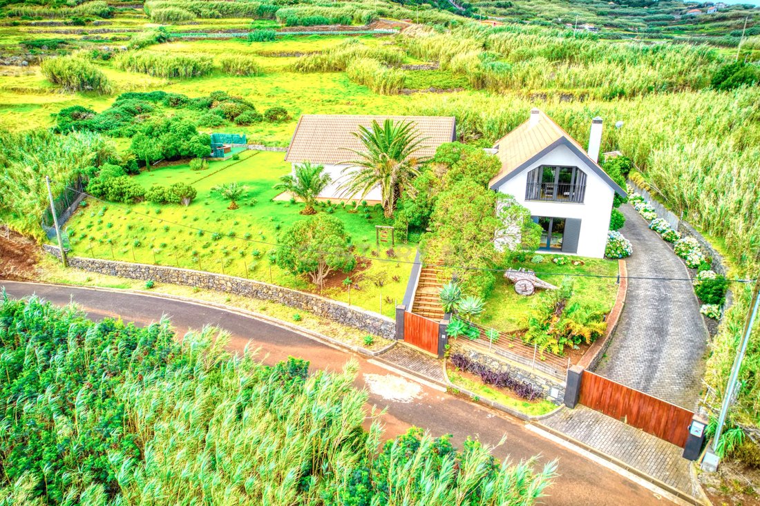 Farm Ranch in Porto Moniz, Madeira, Portugal 3 - 12600257