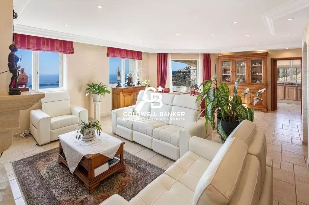 Estate in Èze, Provence-Alpes-Côte d'Azur, France 4 - 17003132