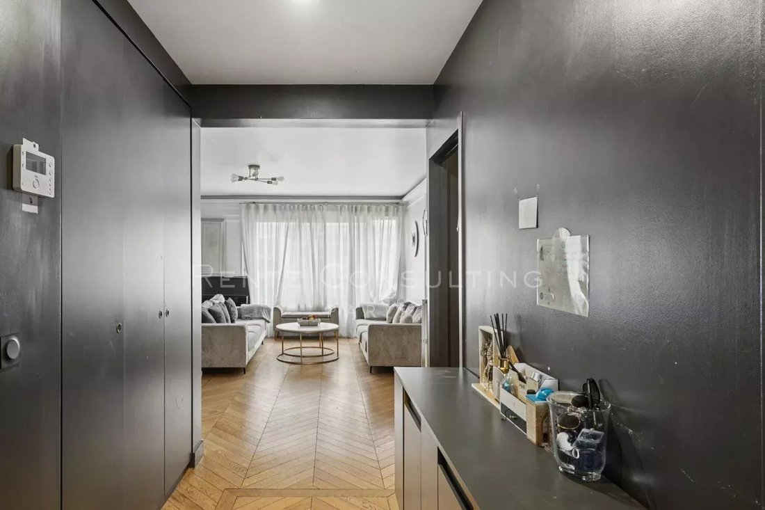 Apartment in Pereire-Malesherbes, Paris 17e Arrondissement, Paris 4 - 17006057
