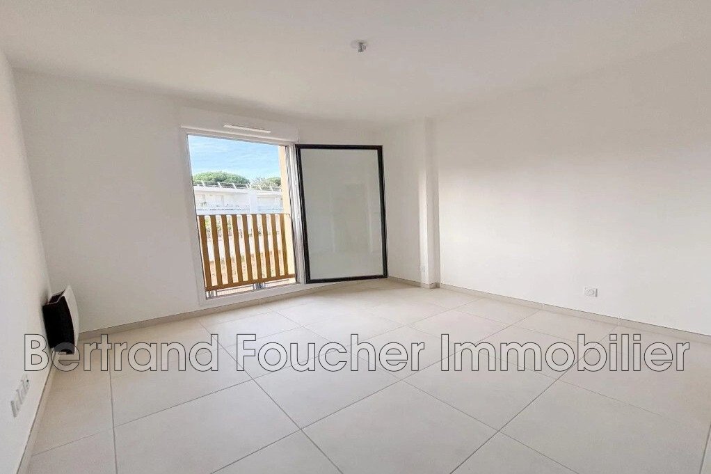 Apartment in Sud, Cavalaire-sur-Mer, France 3 - 17003617