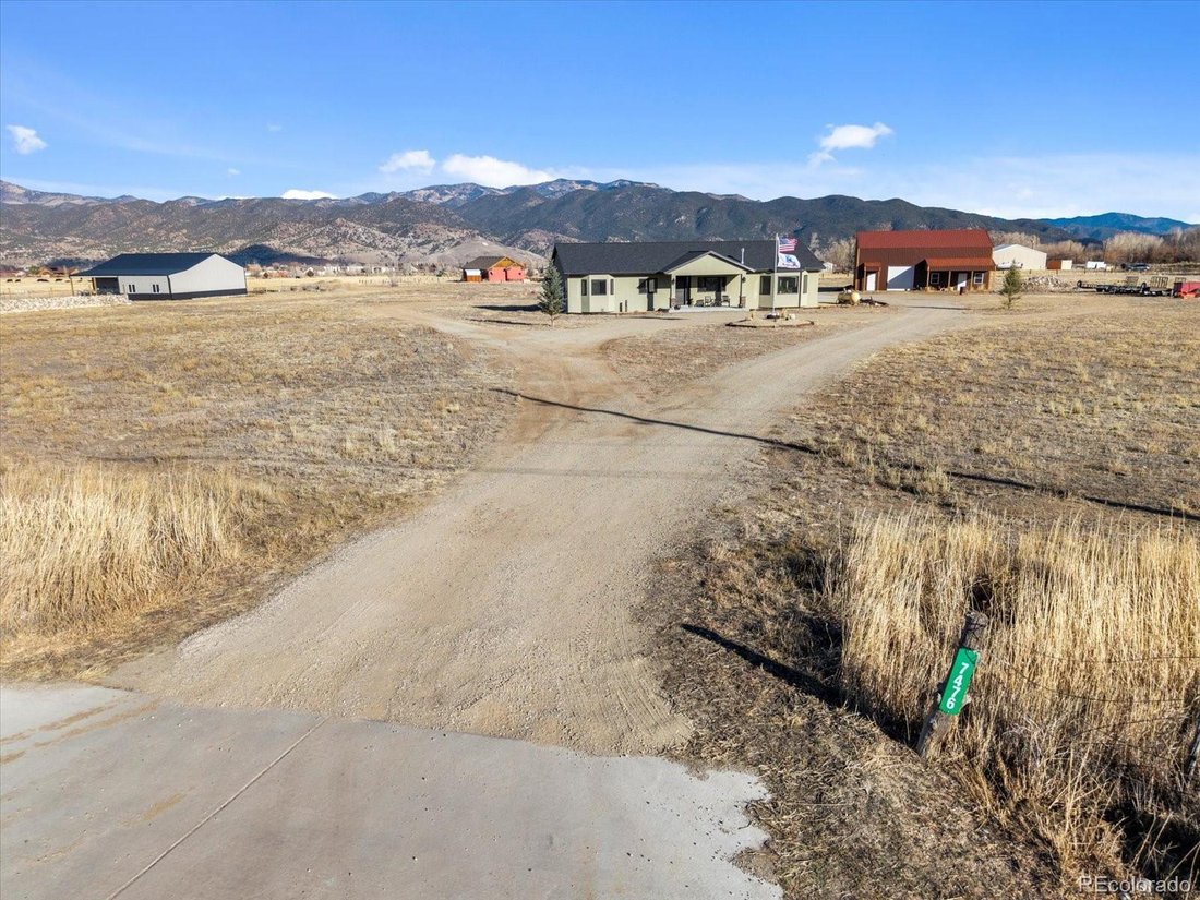 House in Salida, Colorado, United States 2 - 17004934