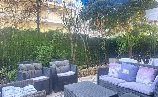 Apartment in La Source, Cannes, France 1