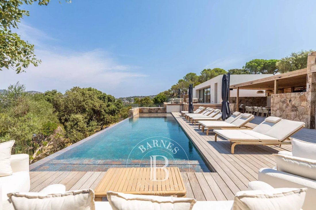 Villa in Zonza, Corsica, France 1 - 17003667