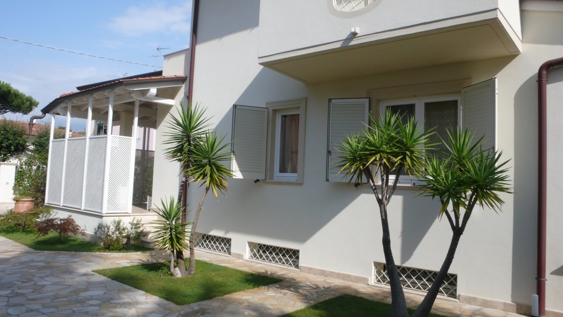 Villa in Tonfano, Pietrasanta, Italy 3 - 17004720