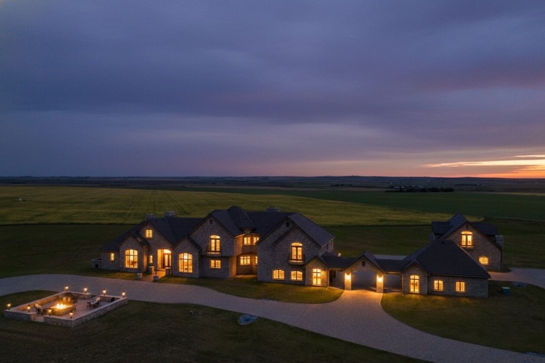 Farm Ranch in Entice, Alberta, Canada 1 - 15896960