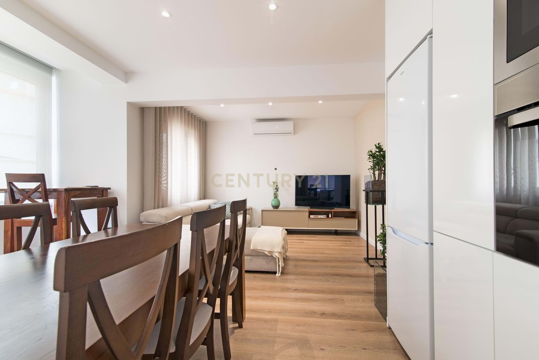 Apartment in Avenidas Novas, Lisbon, Portugal 2 - 14795613