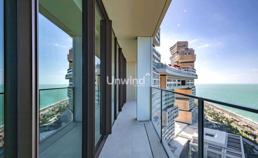 Apartment in Palm Jumeirah, Dubai, United Arab Emirates 1