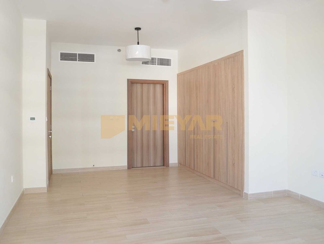 Apartment in Business Bay, Dubai, United Arab Emirates 2 - 16048080