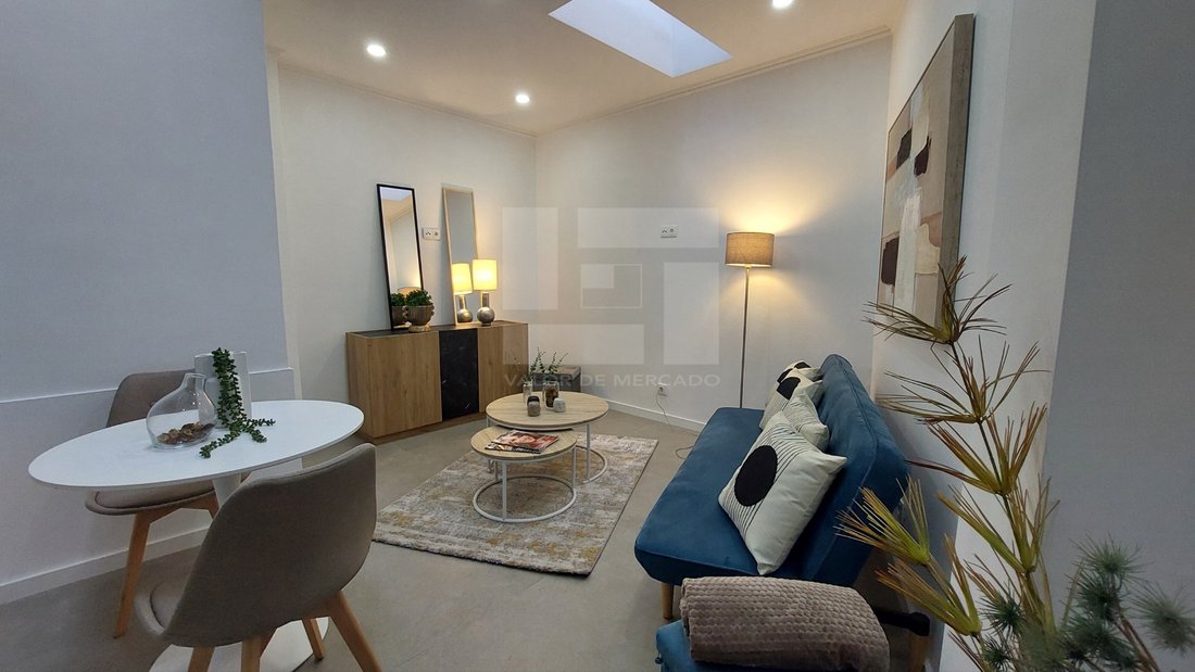 Apartment in Penha de Franca, Lisbon, Portugal 1 - 15895635