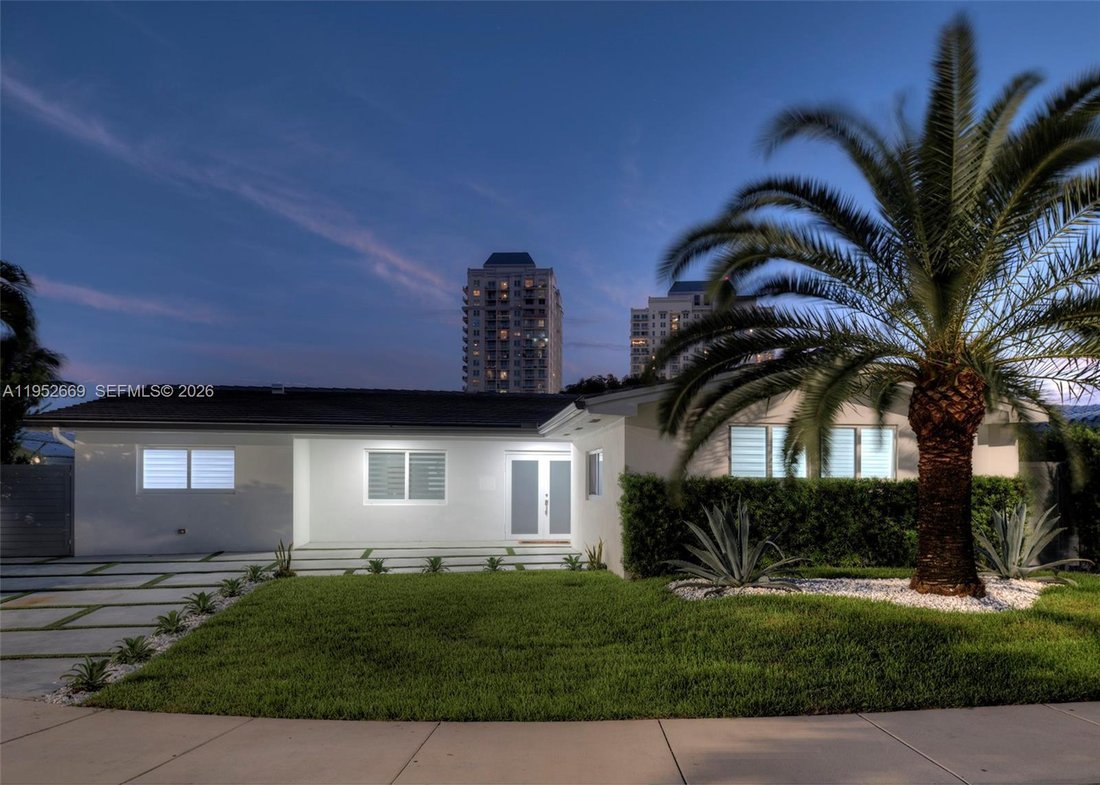 House in Miami, Florida, United States 3 - 17004480
