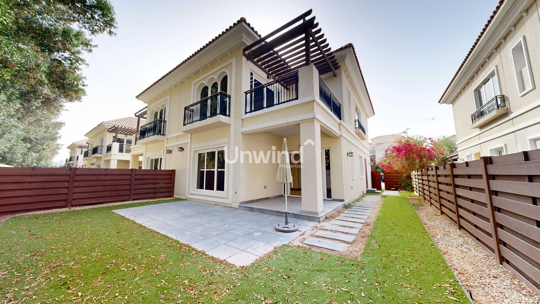 Villa in Wadi Al Safa 5, Wadi Al Safa, Dubai 2 - 15862547