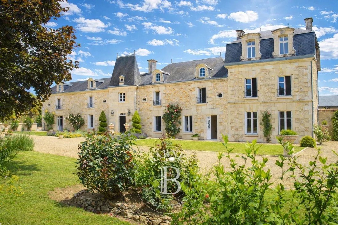 House in Centre, Loudun, France 1 - 14419567