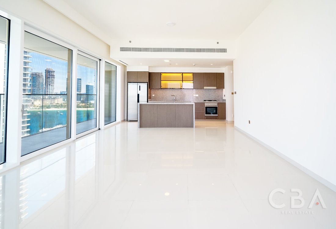 Apartment in Dubai Harbour, Dubai, United Arab Emirates 2 - 15946705