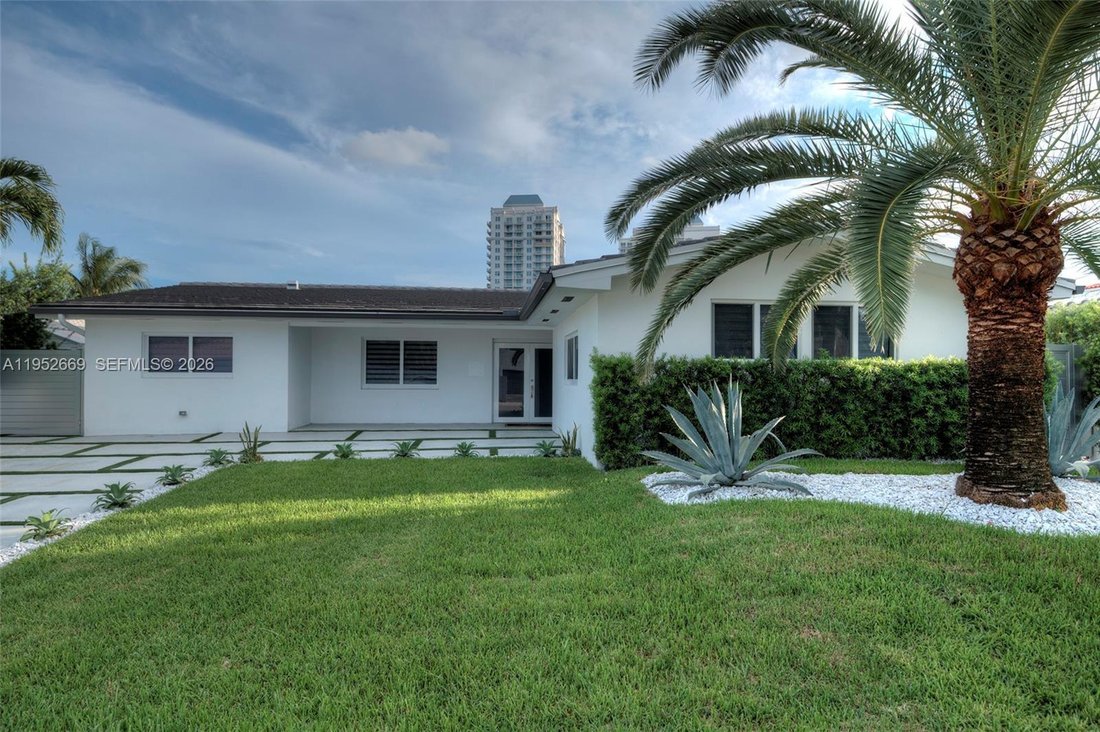 House in Miami, Florida, United States 1 - 17004480