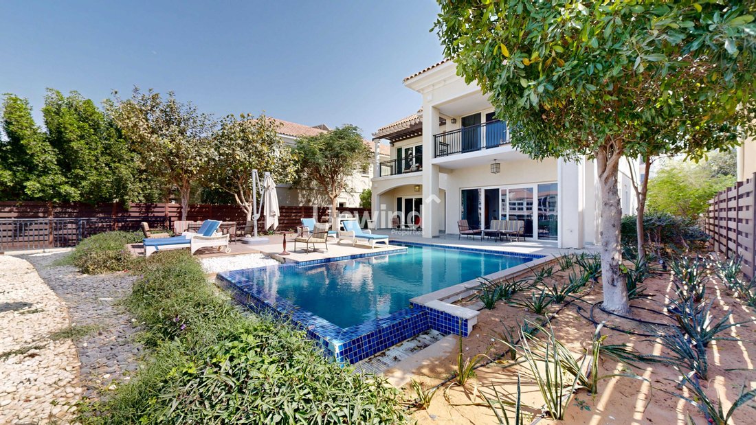 Villa in Wadi Al Safa 5, Wadi Al Safa, Dubai 1 - 15866210