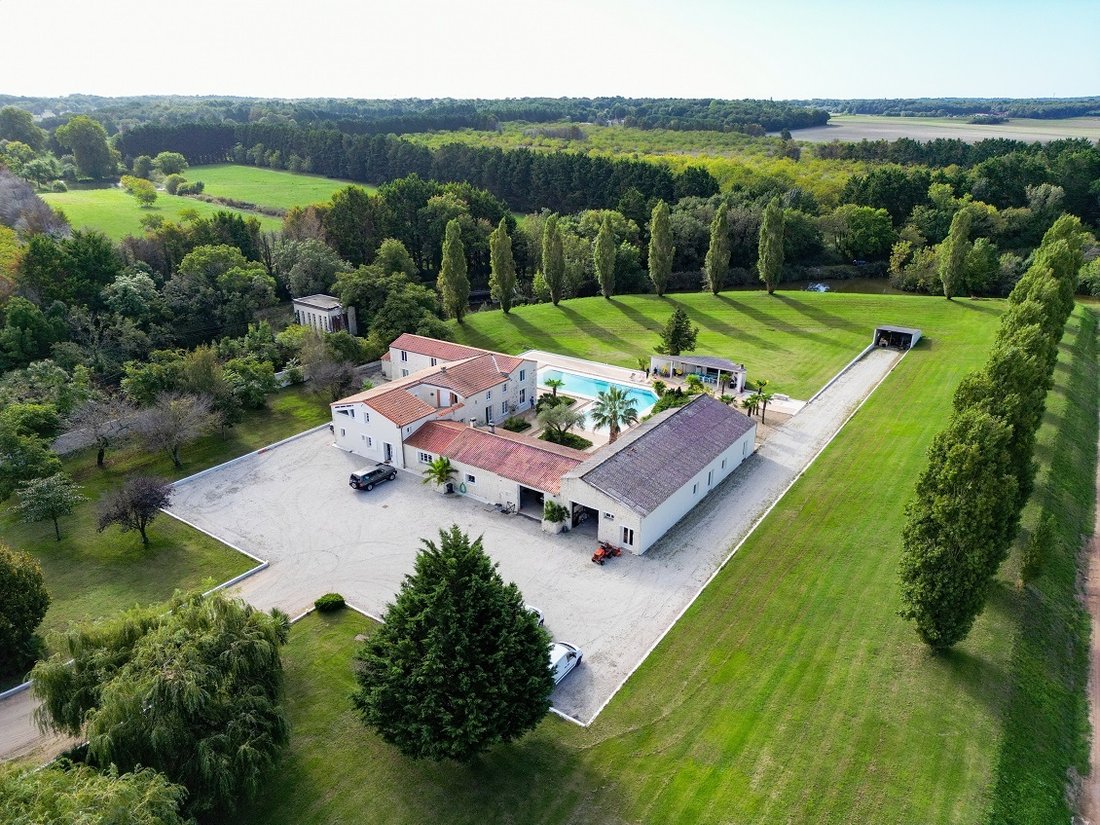 Villa in Chaillevette, Nouvelle-Aquitaine, France 4 - 17005050