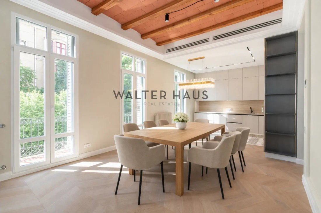 Apartment in Eixample, Barcelona, Spain 1 - 15013850