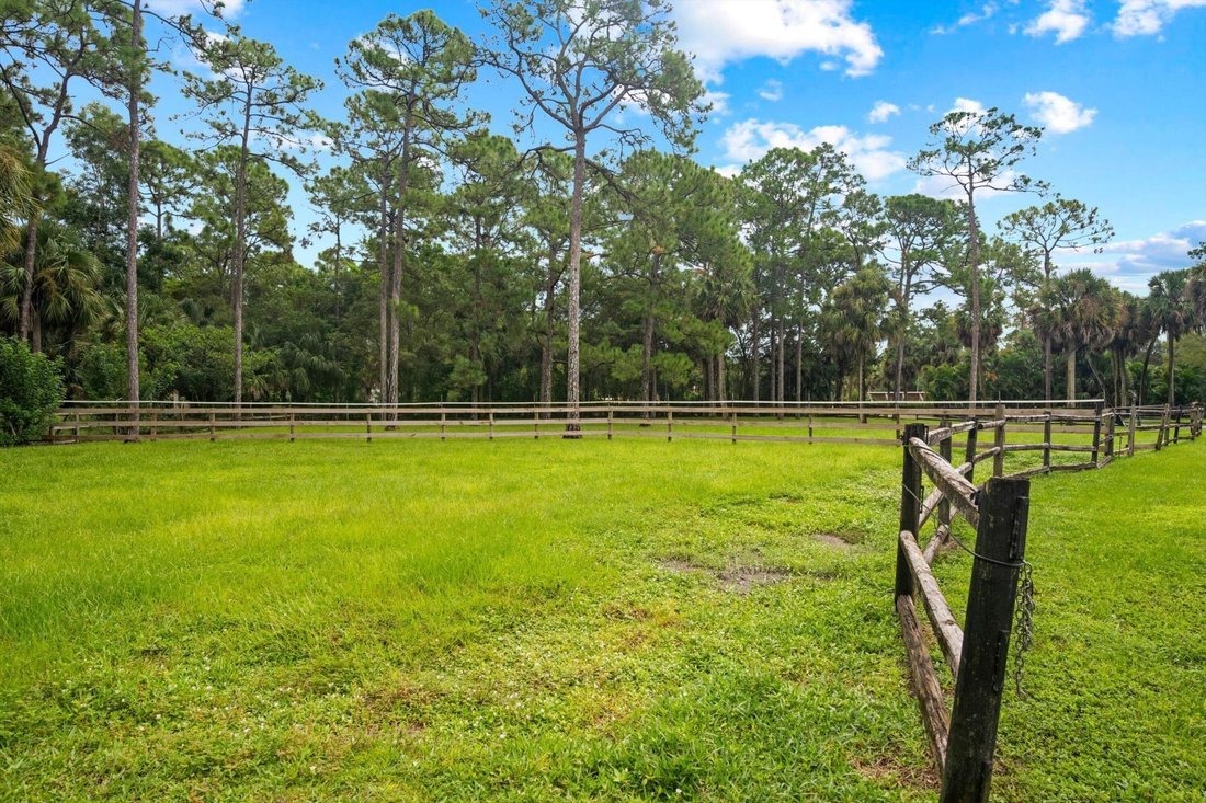 House in The Acreage, Florida, United States 5 - 16665168