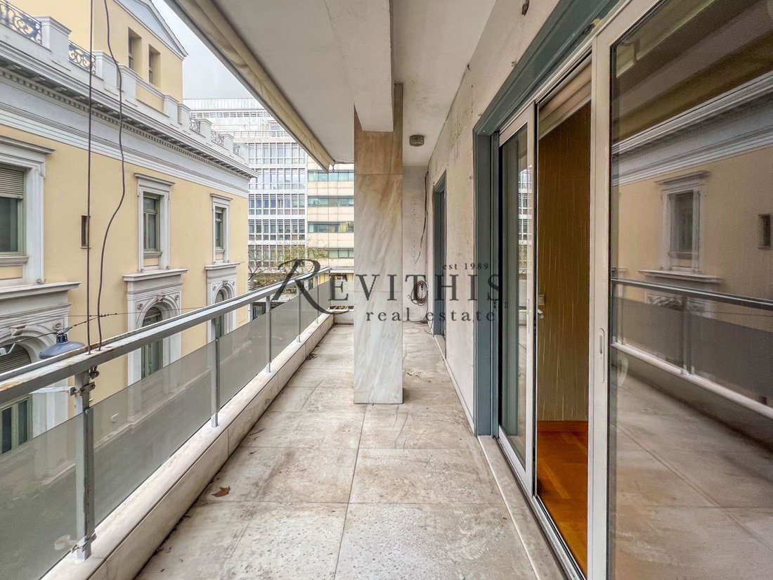 Apartment in Sunoikia Kolonakiou, 1st District of Athens, Athens 5 - 17003070