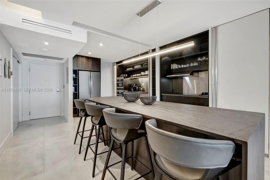 Condo in Miami Beach, Florida, United States 5 - 17004481