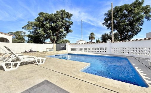 Villa en Ampuriabrava, Cataluña, España 1